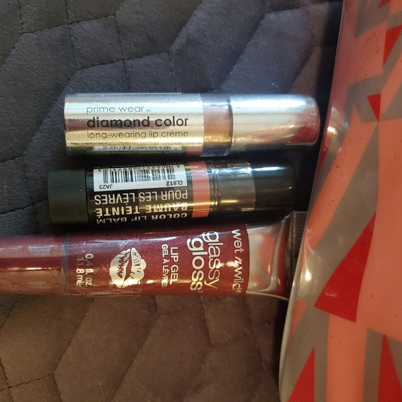10 item beauty bundle - Picture 4 of 8